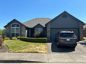1182 Merlot Ave NE in Keizer, OR - Building Photo