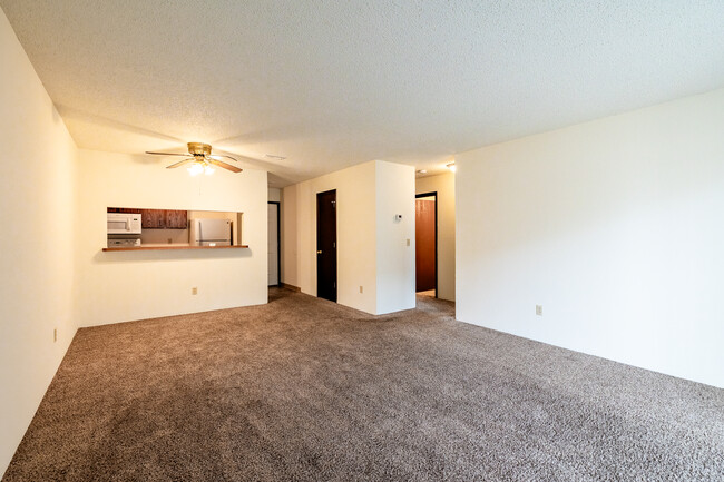 Willow Creek Apartments in Wichita, KS - Foto de edificio - Interior Photo