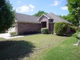 209 Bird Creek Dr in Little Elm, TX - Building Photo