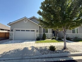 1317 Cedar Creek Cir in Gardnerville, NV - Building Photo