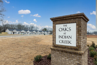 Welcome to Indian Creek Townhomes in Huntsville, AL - Foto de edificio - Building Photo