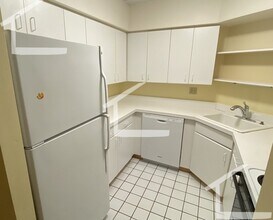 135 Pleasant St in Brookline, MA - Building Photo - Building Photo