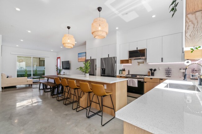 3917 Inglewood Blvd in Los Angeles, CA - Building Photo - Building Photo
