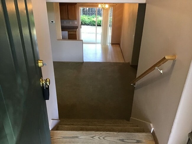 978-980 NE Hidden Valley Dr in Bend, OR - Building Photo - Building Photo