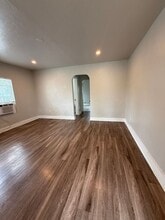 1612 N Villa Ave in Oklahoma City, OK - Building Photo - Building Photo