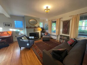 723 W Foster Ave in State College, PA - Building Photo - Building Photo