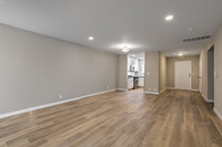 Altair Apartments in Burbank, CA - Building Photo - Building Photo