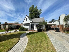 4621 Sunnyside Dr in Riverside, CA - Building Photo - Building Photo