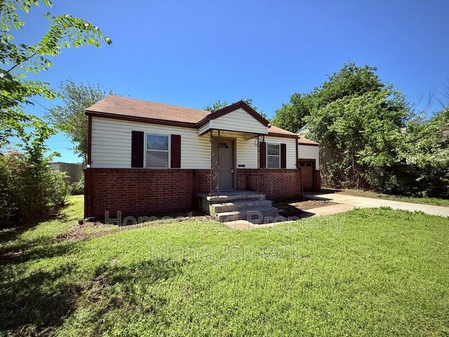 property at 1724 E Park Pl