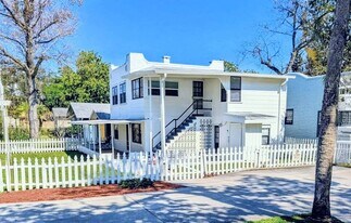 209 10th St, Unit 2 in Daytona Beach, FL - Building Photo