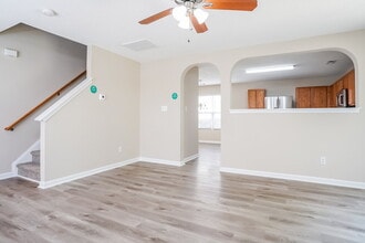 70 Brookhaven Dr in Clayton, NC - Foto de edificio - Building Photo