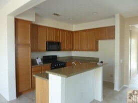 37185 Wakefield St in Indio, CA - Building Photo