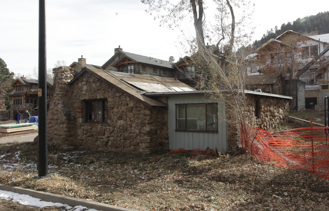 210-234 Arapahoe Ave in Boulder, CO - Foto de edificio - Building Photo