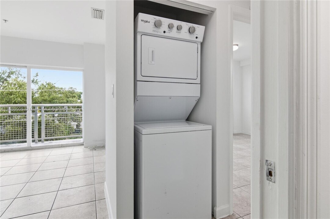 529 NE 62nd St in Miami, FL - Building Photo