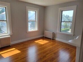 12 Tyler St in Newport, RI - Building Photo - Building Photo