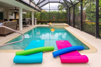 149 Beachcomber St, Unit SI ID1060574P in Marco Island, FL - Building Photo - Building Photo