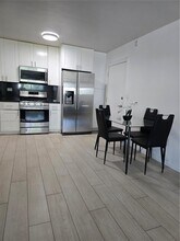 465 S Royal Poinciana Blvd in Miami Springs, FL - Building Photo - Building Photo