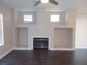 9027 Edgeworth Pl in Las Vegas, NV - Building Photo - Building Photo