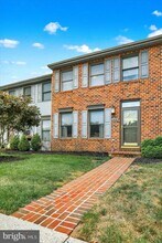 4137 Mountain View Rd in Mechanicsburg, PA - Building Photo - Building Photo