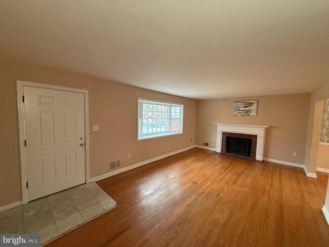 7804 Temple St in Hyattsville, MD - Building Photo - Building Photo