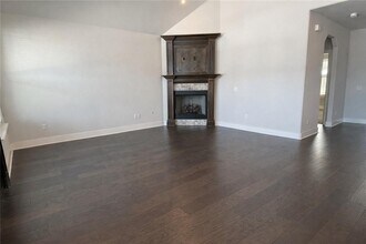 2202 NE Steinbeck Dr in Bentonville, AR - Building Photo - Building Photo