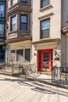 902 Willow Ave in Hoboken, NJ - Building Photo