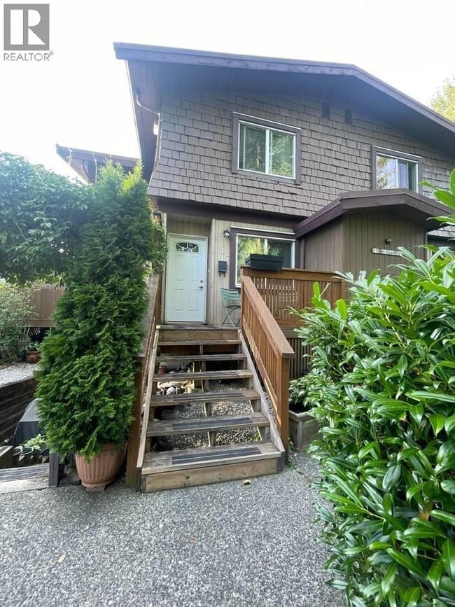 property at 315-315 Highland Way
