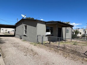 1243 E Grant Rd in Tucson, AZ - Building Photo - Building Photo