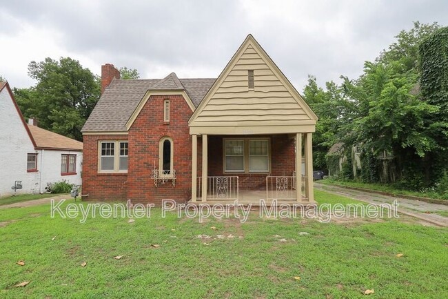 property at 2423 N Boston Ave