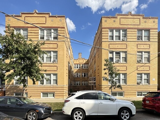 property at 4409 N Kenneth Ave