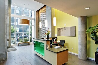 76 Cedar St in Seattle, WA - Building Photo - Building Photo