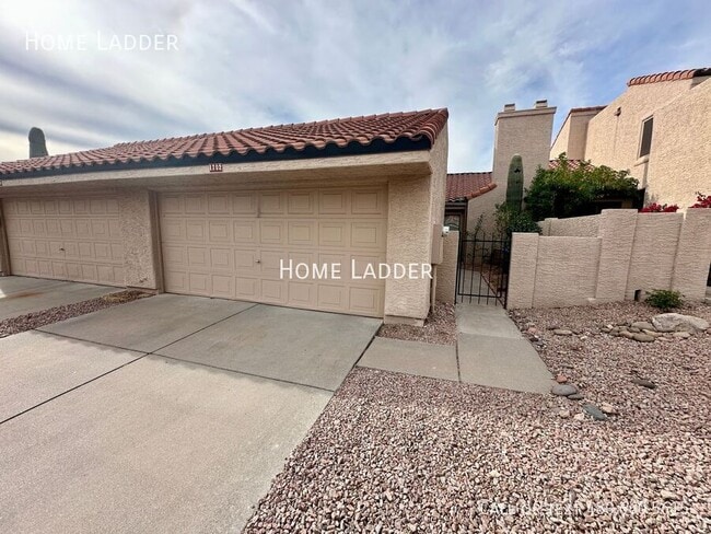 property at 1702 N Ventura Ln