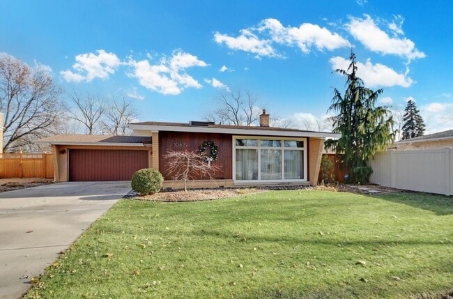 property at 10629 S Kenton Ave