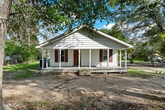 310 Randolph St in Waskom, TX - Building Photo - Building Photo