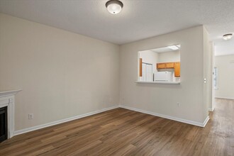 3621 Ginnis Rd in Atlanta, GA - Building Photo - Building Photo