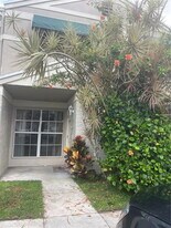 12390 SW 51st Pl in Cooper City, FL - Building Photo