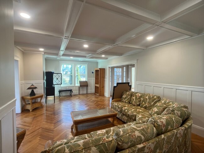 1 Arborway in Boston, MA - Foto de edificio - Building Photo