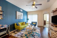 Oakleaf Plantation Apartments in Jacksonville, FL - Building Photo - Building Photo