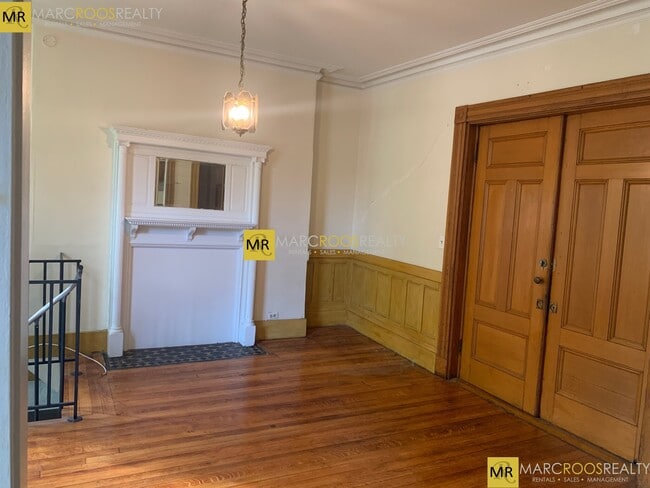 property at 25 Cumberland St