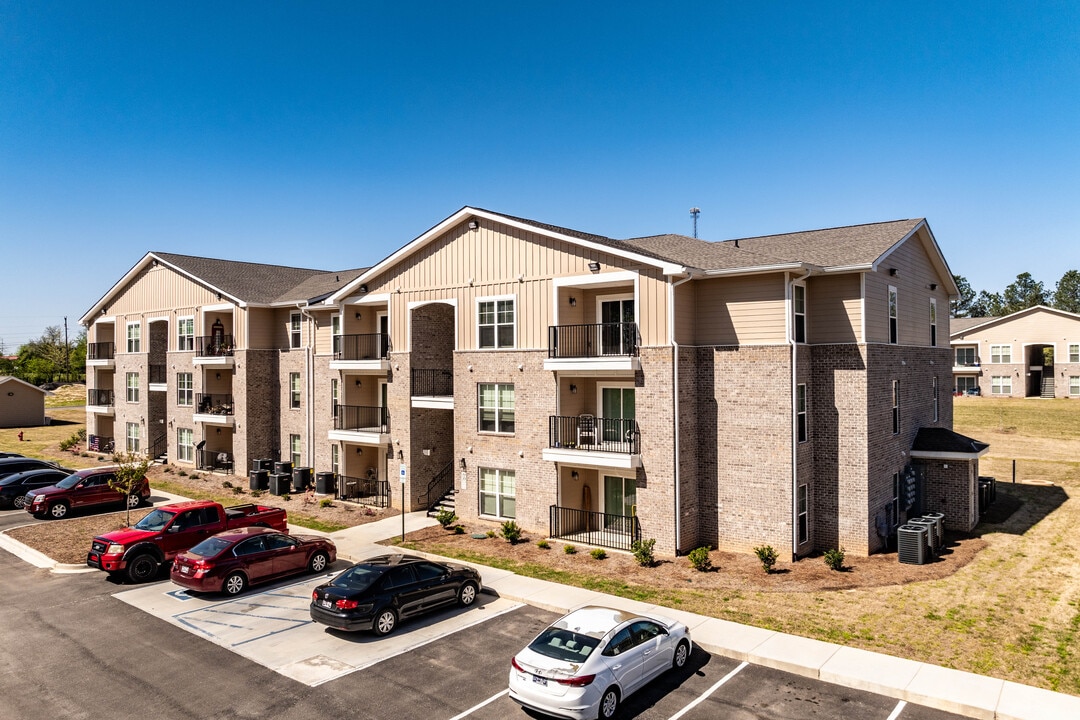 Walden Crest in Hohenwald, TN - Foto de edificio