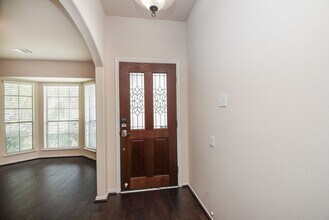 13014 Southern Creek Dr in Pearland, TX - Building Photo - Building Photo