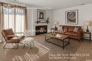 88 W 50 S in Centerville, UT - Building Photo