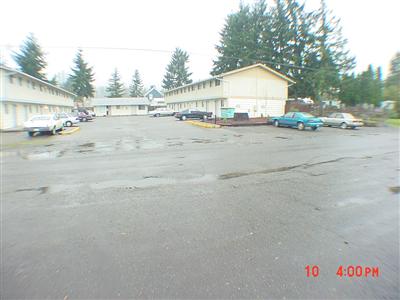 The Shamrock in Centralia, WA - Building Photo