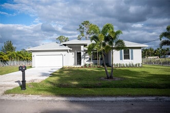 6490 W Park Ln in Wellington, FL - Building Photo - Building Photo
