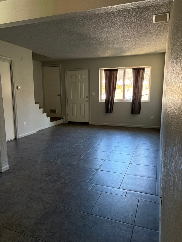 1220 S Pinegrove Rd, Unit Apt 2 in Flagstaff, AZ - Building Photo - Building Photo