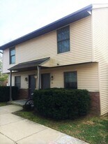 WESTPLEX - AVAILABLE AUGUST in Bloomington, IN - Building Photo