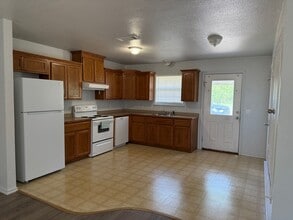 1010 Vance in Hughes Springs, TX - Building Photo - Building Photo