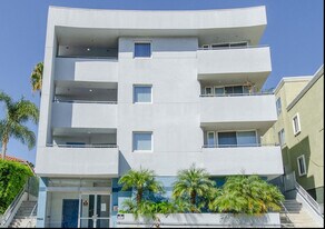 6931 Kittyhawk Ave in Los Angeles, CA - Building Photo