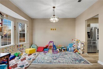 10005 Lauren Hall Ct in Alpharetta, GA - Building Photo - Building Photo