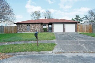 1418 Crawley Ct in Channelview, TX - Building Photo
